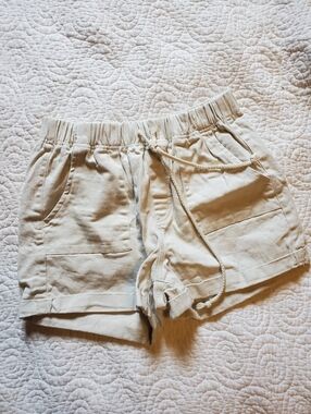 Stretchy Waist Jawstring Tie Tan Khaki Shorts Size Large